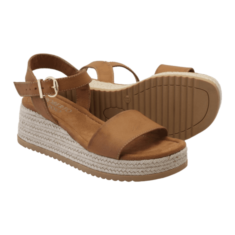 Lili Wedge