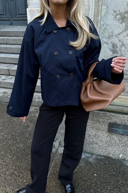 Luna Trenchcoat