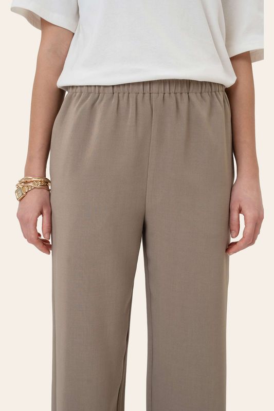 Mio Pants