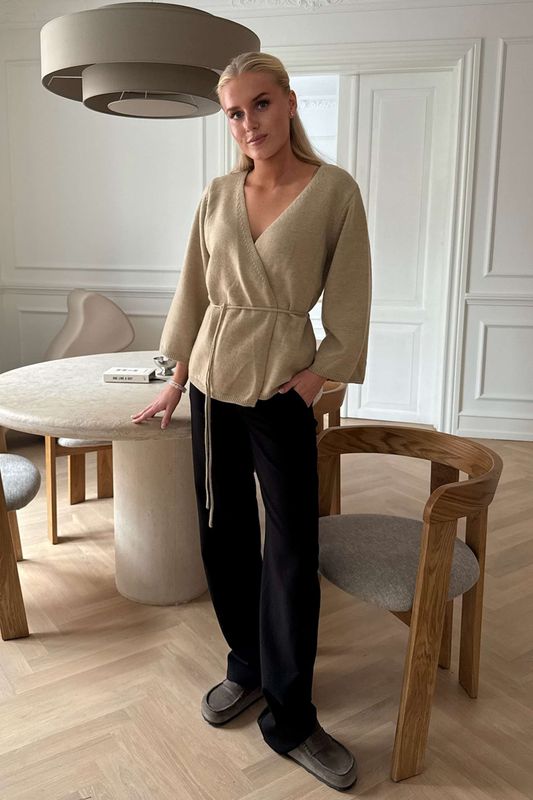 Anne Cardigan