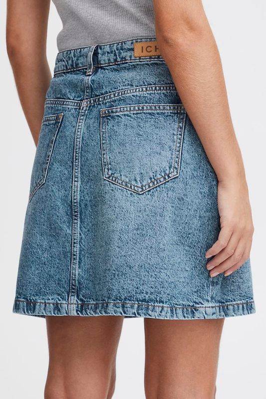 Aveny Skirt