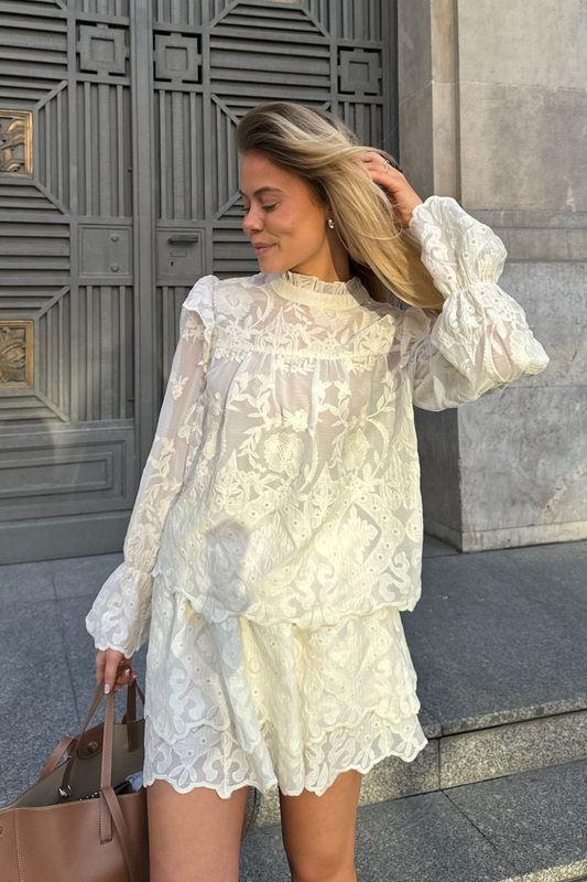 Ellinor Lace Mini Skirt